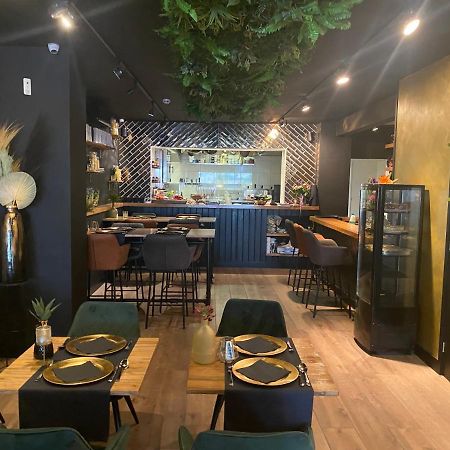 Boutique Hotel Ravioli Brothers Гаага Экстерьер фото