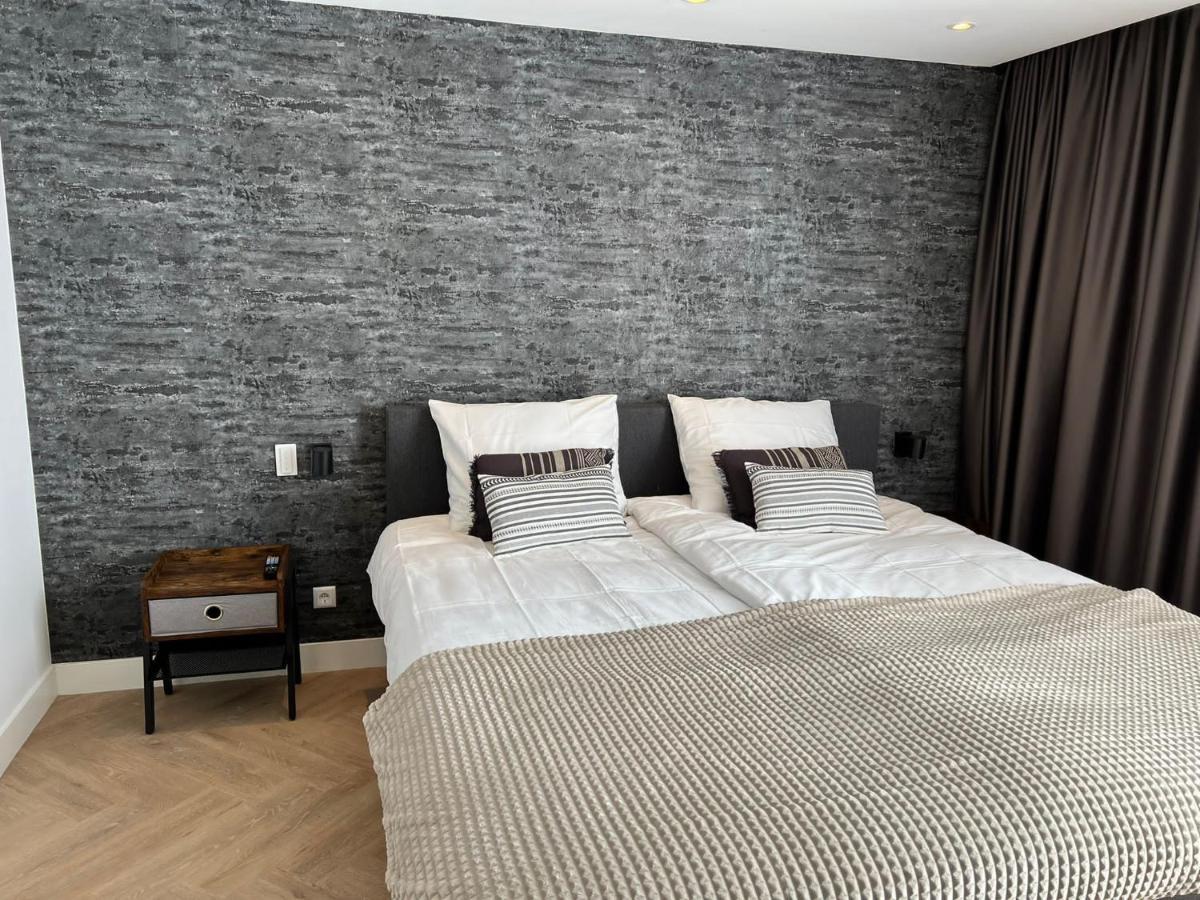 Boutique Hotel Ravioli Brothers Гаага Экстерьер фото